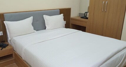 Lakshmi Narayana Grand Room Type - Superior Deluxe Double AC Room