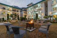 Kingdom Heartz by Alaya Stays