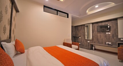 Hotel Geet Regency Room Type - Executive Room
