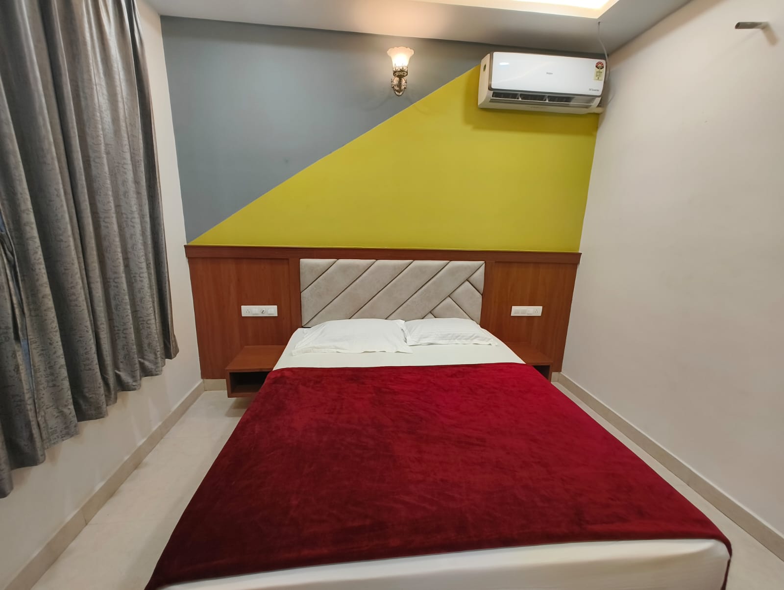 Serene Loft - Tap to explore photos