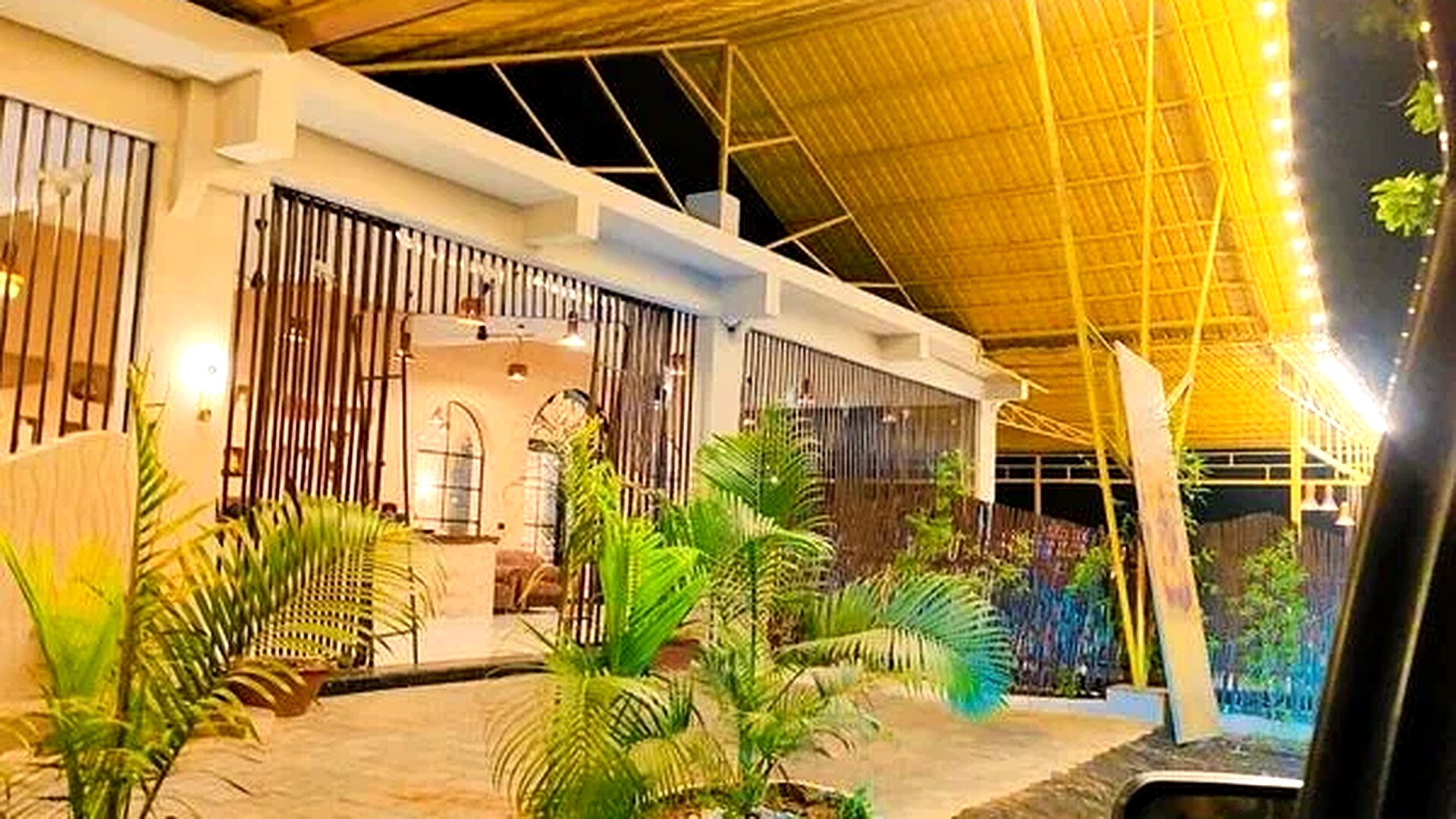 Signum Resort, Umaria - Bandhavgarh - Tap to explore photos