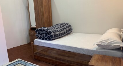 BEGONIA HOMESTAY Room Type - Room 9 - Deluxe Double Room