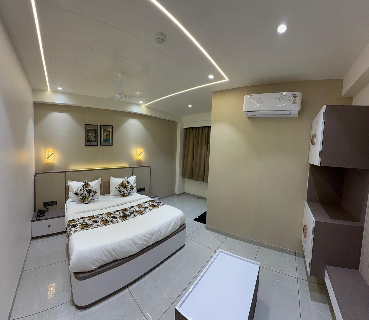 Hotel Vallabh Sky - Tap to explore photos