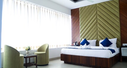 Hotel Aditya King Regency Room Type - MAJESTIC ROOM WITH CITY VIEW