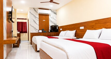 HOTEL RAGHAVENDRA GRAND INN Room Type - SEMISUITE ROOM