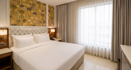 Country Inn Varanasi Room Type - Classic Room