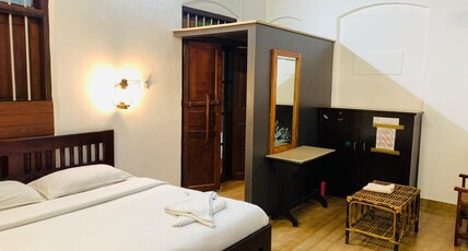 ILLAM HERITAGE HOME Room Type - Deluxe AC Room