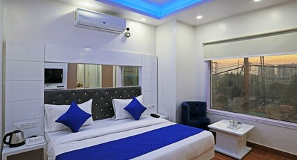 Hotel Fortune Stay Room Type - Deluxe Room