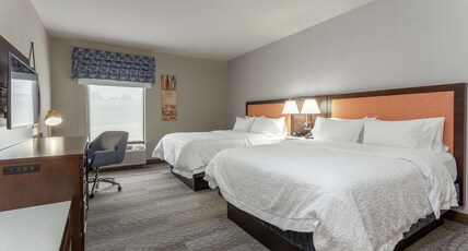 Hampton Inn Capital Mall Room Type - 2 DBLS NONSMOKING