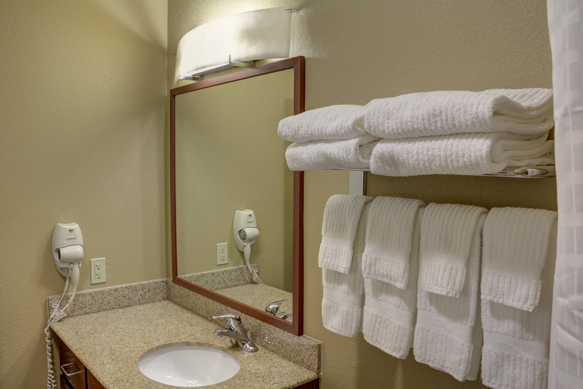 Candlewood Suites TEXARKANA, an IHG hotel - Tap to explore photos