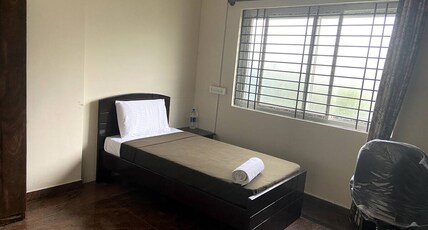 Guesto ParkView Room Type - Semi Private -Double