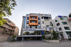 Hotel Karan Holidays Near Pitampura metro station