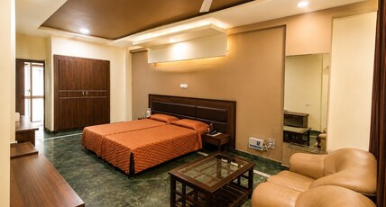 UPSTDC Rahi Hotel Gomti City Center Lucknow Room Type - AC Deluxe UPSTDC Rahi Hotel Gomti City Center Lucknow Room Type - AC Deluxe