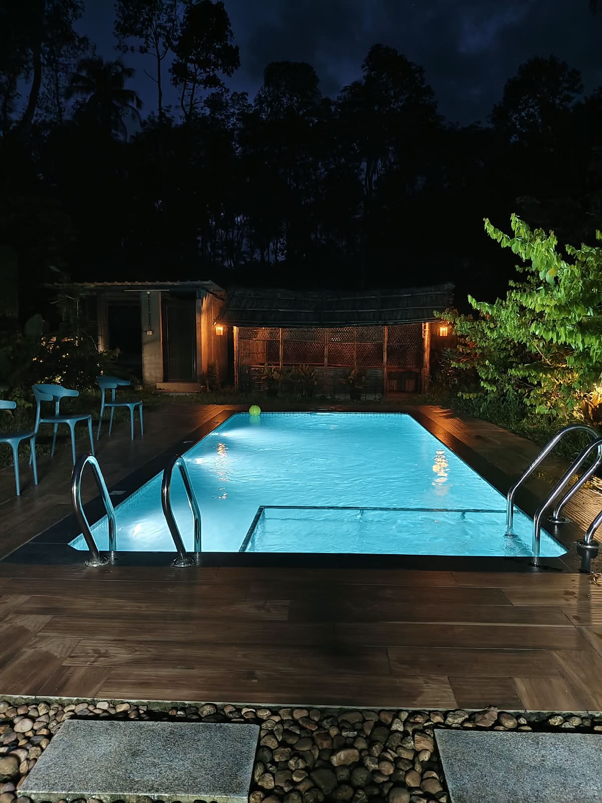 Crystal Riverview Homestay - Tap to explore photos