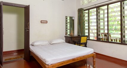 Aqualillies Water Front Heritage Homestay Room Type - deluxe double Room Aqualillies Water Front Heritage Homestay Room Type - deluxe double Room