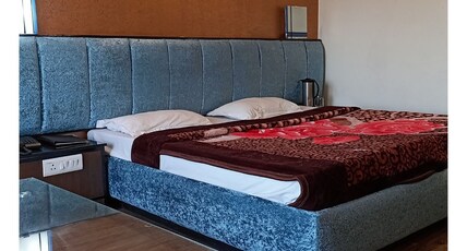 Hotel Drive Inn Room Type - Deluxe Room