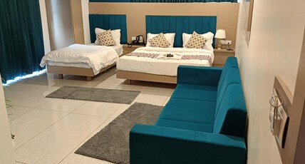 HOTEL ROYAL SQUARE Room Type - SUITE ROOM