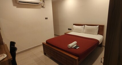 Hotel NNP Grand Room Type - Standard Double Bed AC with out Wi-Fi