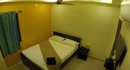 Hotel Royal Inn Room Type - Double Bed AC Room