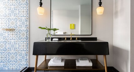 Kimpton Gray Hotel, an IHG hotel Room Type - 1 King Studio Suite Mobility Accessible Roll In Shower Kimpton Gray Hotel, an IHG hotel Room Type - 1 King Studio Suite Mobility Accessible Roll In Shower