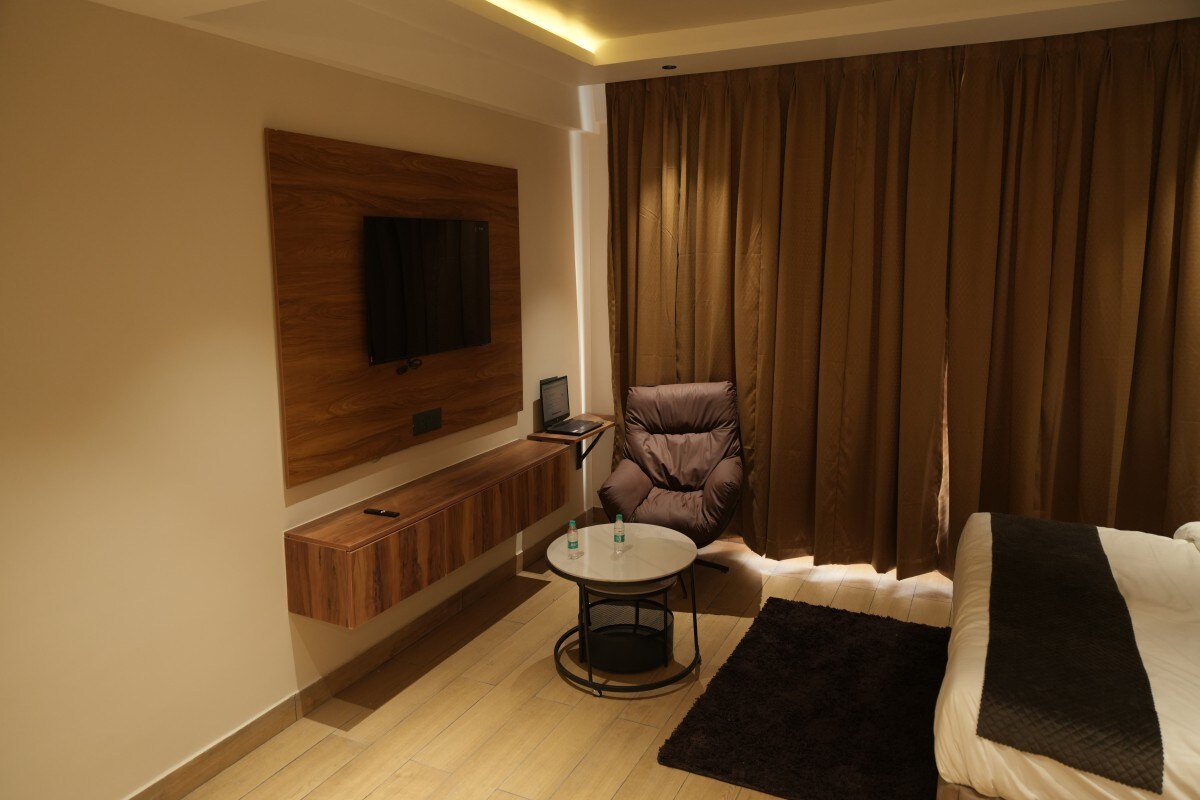 Vardaan Residency - Tap to explore photos