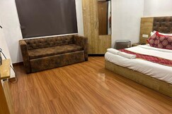 Hotel CSJS International