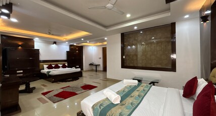 Hotel Raj Mandir Room Type - Platinum 4 Bed(Super Hygienic, Super Spacious Family room)