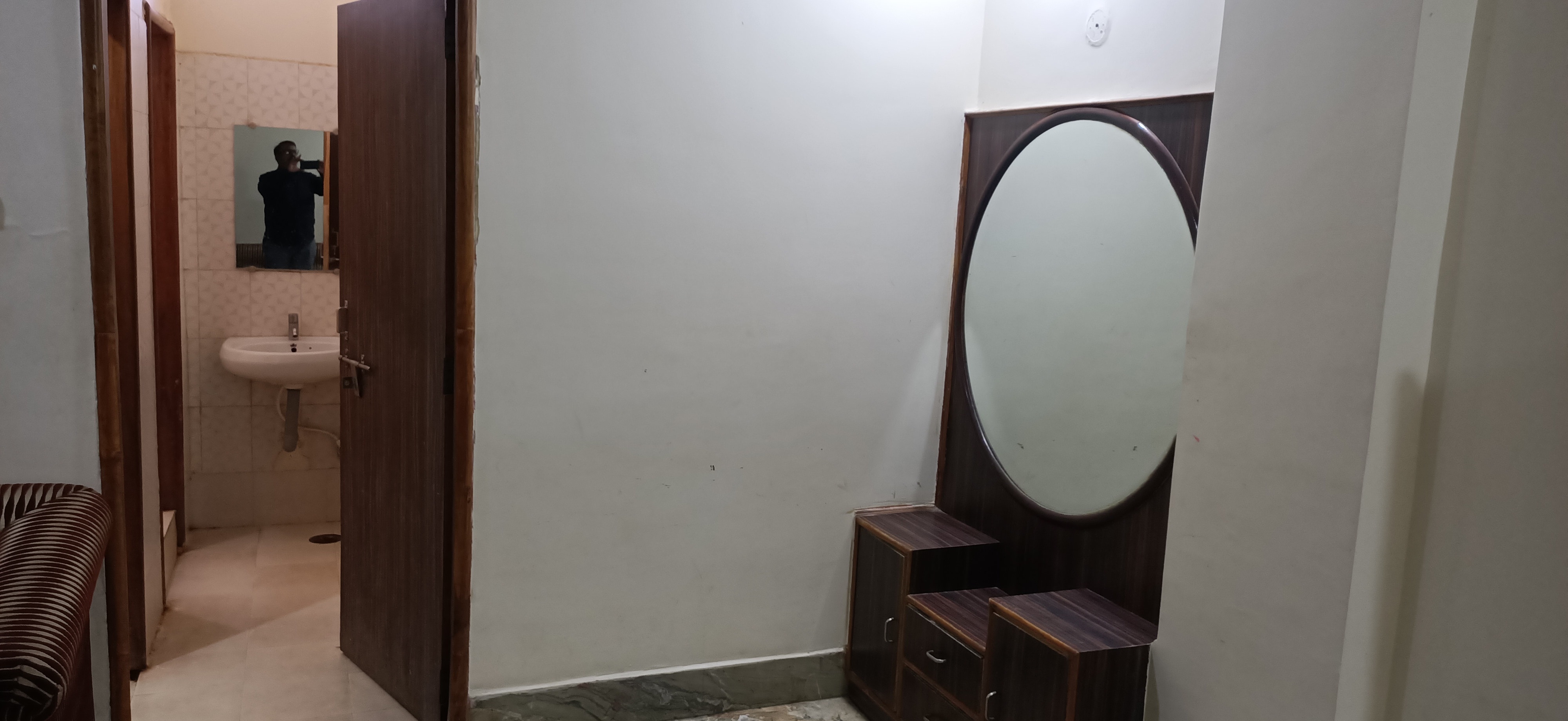 The Grand Narmada Hotel - Tap to explore photos