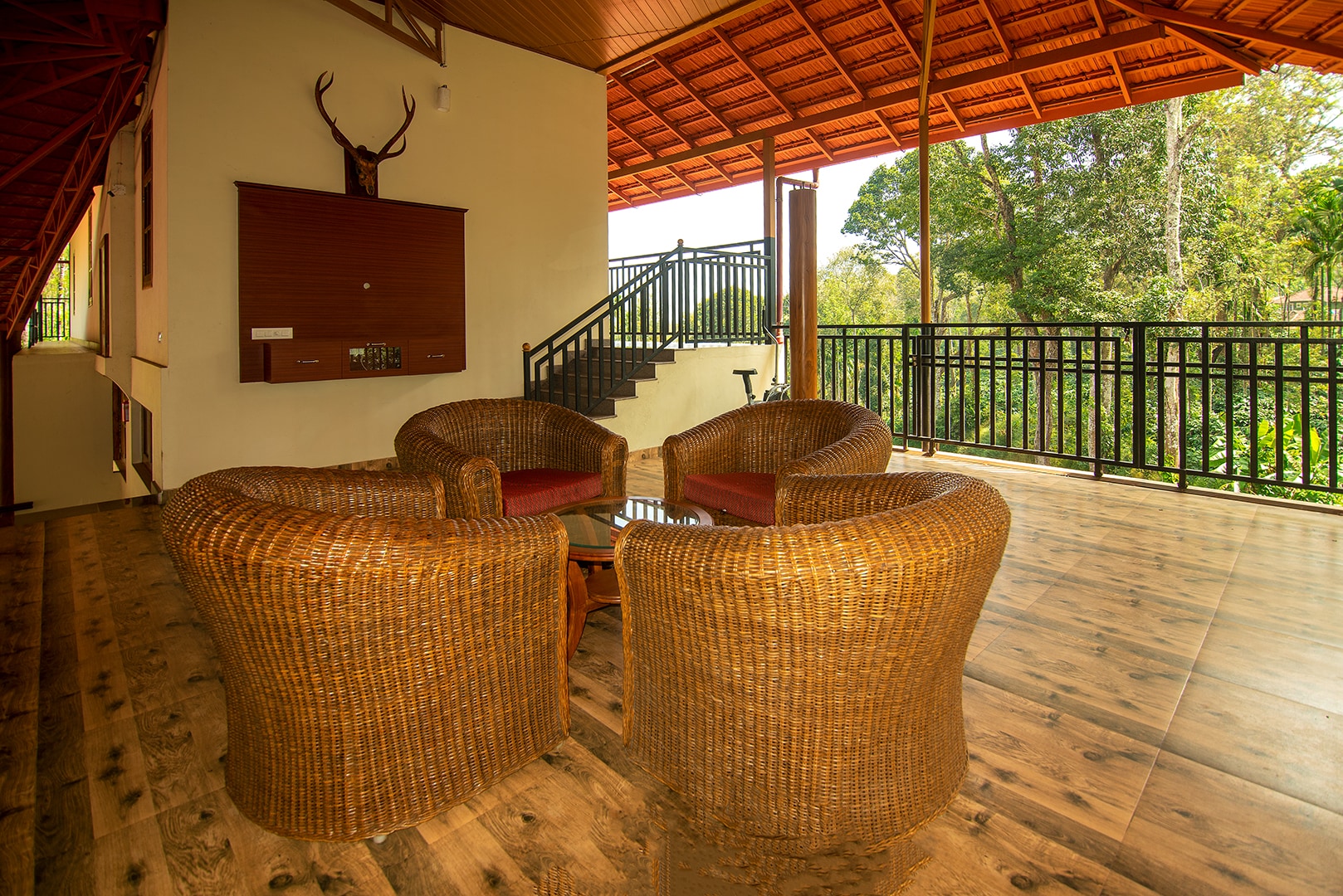 Deepwoodz Villa | Rooms & Caretaker - Tap to explore photos
