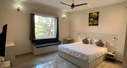 Park land Room Type - Premium Room