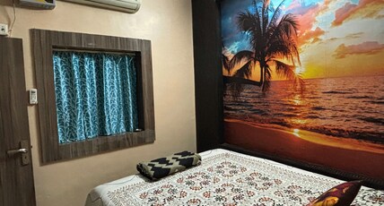 Mato Shree Aashray Room Type - Double Bedded Room 