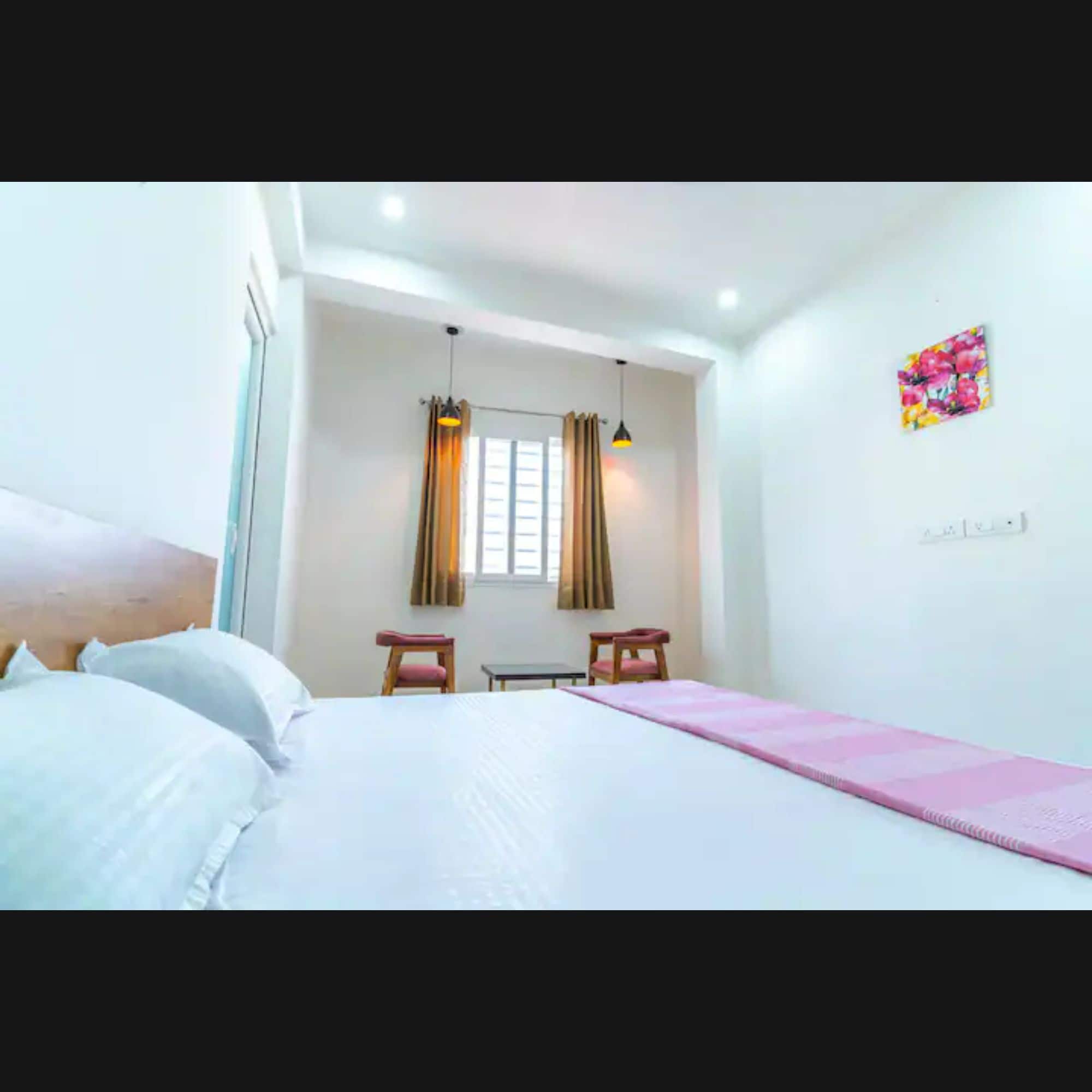 Bricks3 | Stylish Furnished,1BHK with Living for 4 - Tap to explore photos