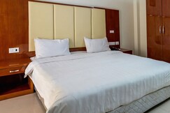HOTEL SURAJ
