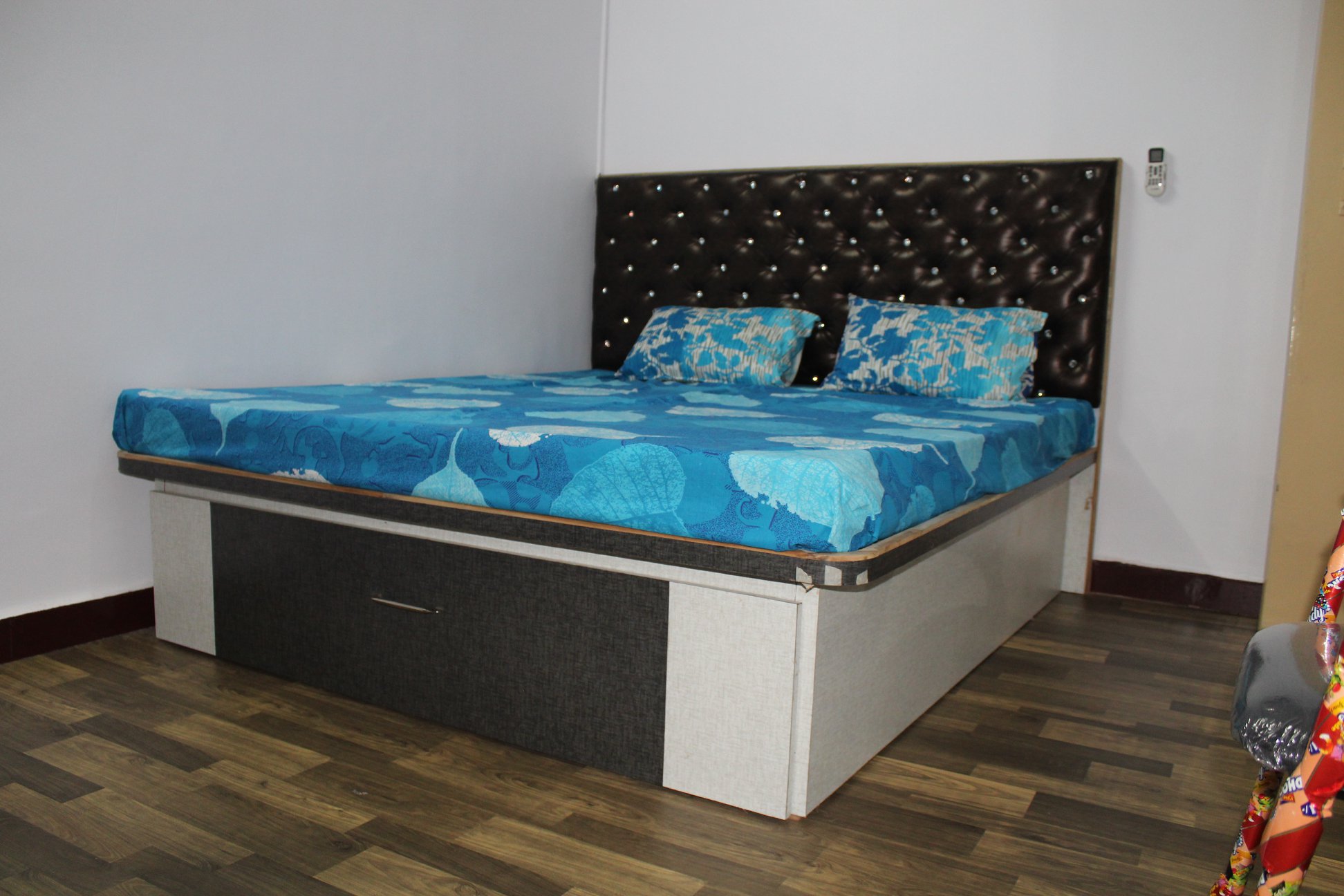 Hotel Sai Sawali - Tap to explore photos