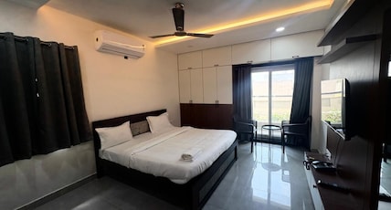 Vigneshwaraa Guest inn Room Type - Standard Room