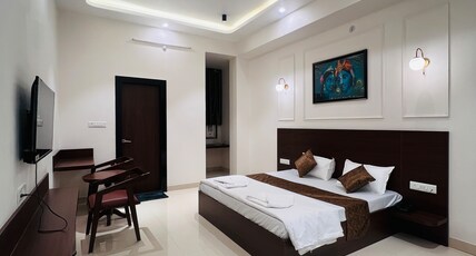 Hotel Agarwal Palace Room Type - ROYAL ROOM