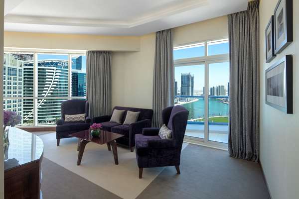 Radisson Blu Hotel Dubai Waterfront - Tap to explore photos