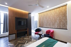Hotel Hardik Palace