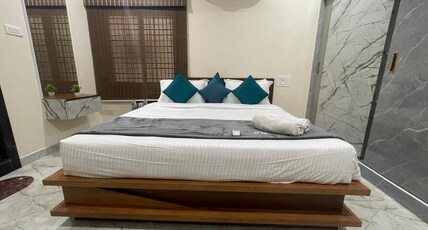 Hotel Southern Suites Grand Nellore Room Type - Premier AC Room