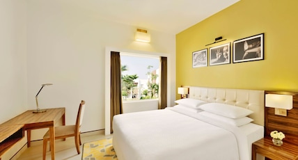 Four Points by Sheraton Mahabalipuram Resort & Convention Center Room Type - Suite, 1 King, Pool view, Balcony, Plunge pool Four Points by Sheraton Mahabalipuram Resort & Convention Center Room Type - Suite, 1 King, Pool view, Balcony, Plunge pool