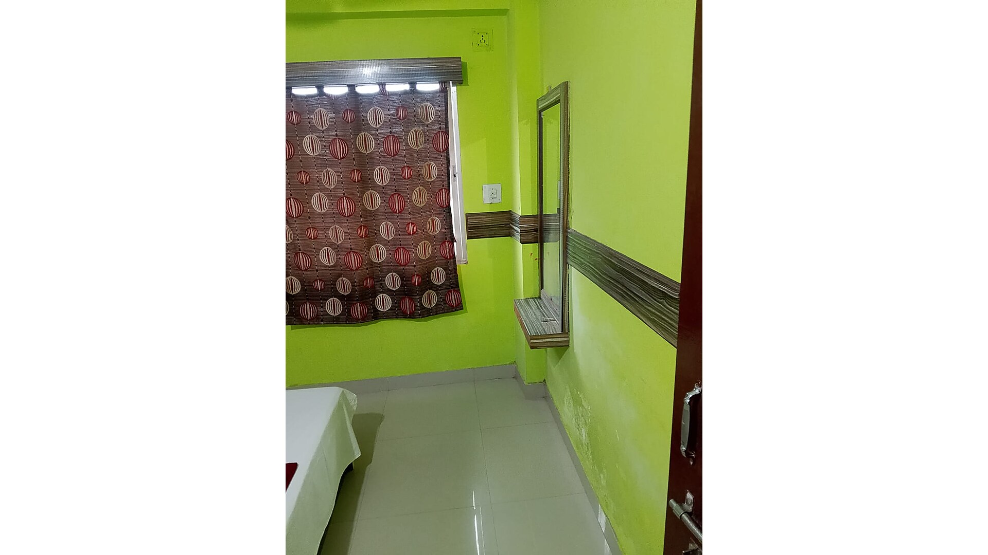 Star Swarnsagar Apartments - Tap to explore photos
