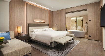 Intercontinental Shenzhen Dameisha Resort Room Type - 1 Bedroom Suite Ocean View Balcony