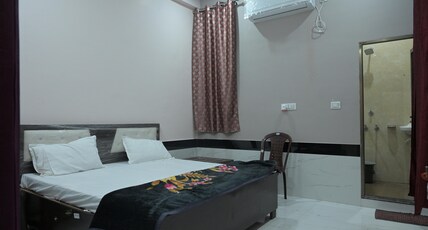 PREKSHA PALACE Room Type - Standard Room
