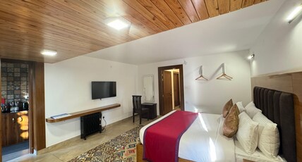 juSTa Lake View Residences Nainital Room Type - Khumani