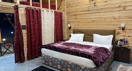 Cabana Riverside Resort - Kainchi Dham Room Type - Gulmohar Suite with Mountain View