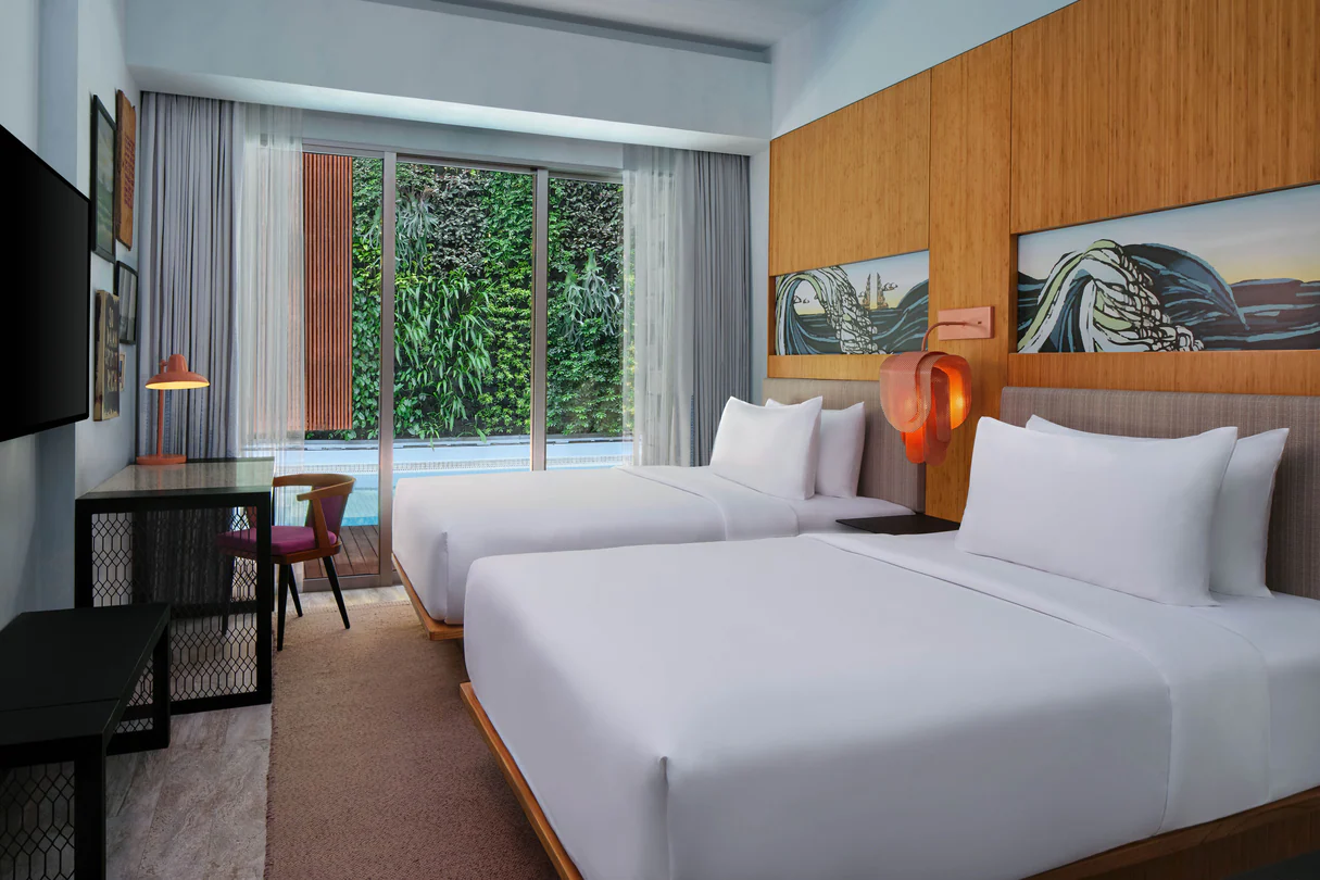 Aloft by Marriott Bali Seminyak Room Type - Guest room, 2 Twin, Pool access