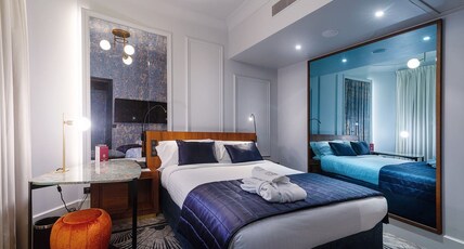 M Social Hotel Paris Room Type - Alcove Room with One Queen Bed