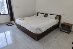 Hotel Kingdom and Banquet