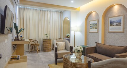 Hotel Lake Shilloi Room Type - SHILLOI KING SUITE
