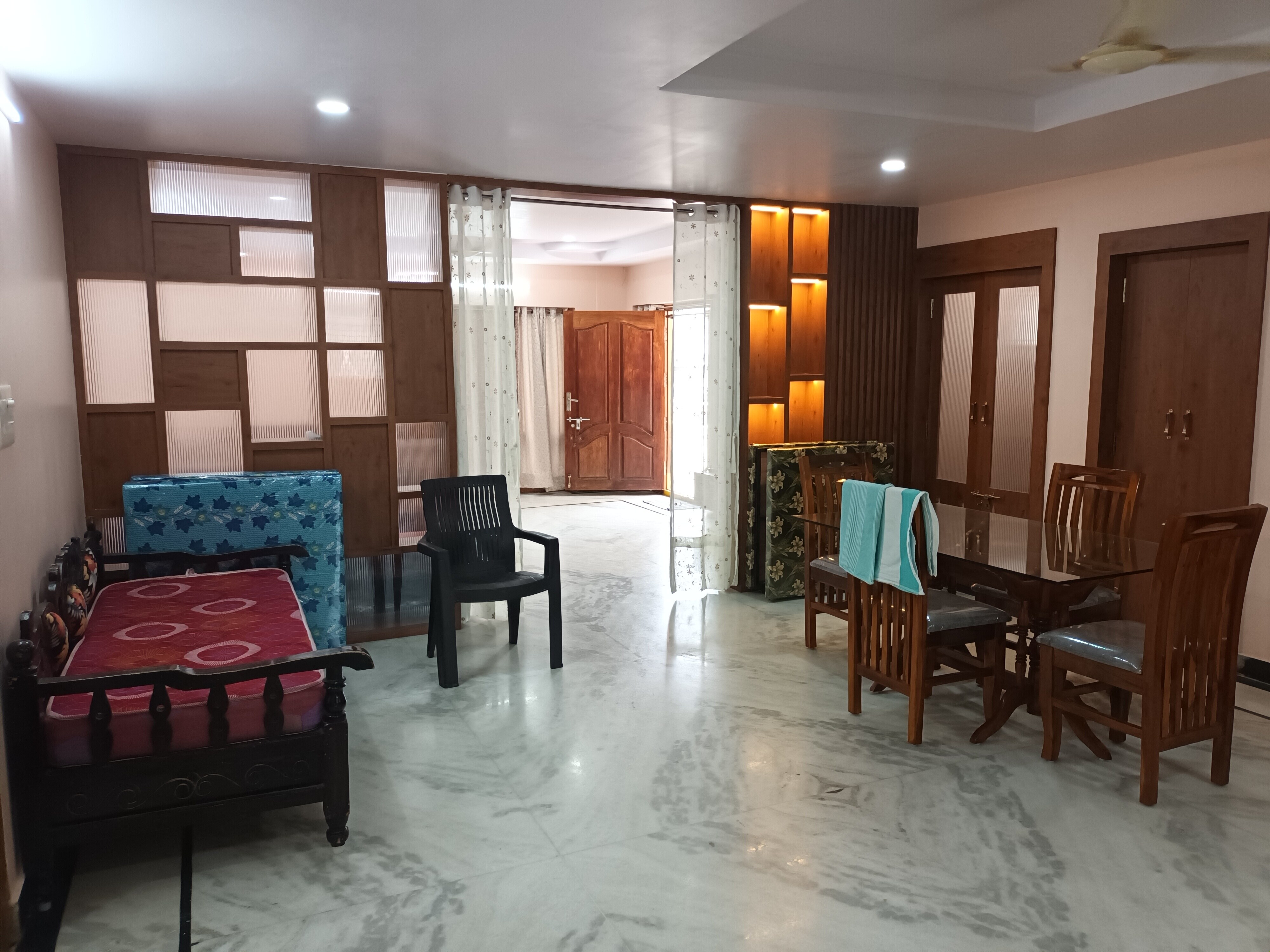 Single floor single flat Fully private - Tap to explore photos